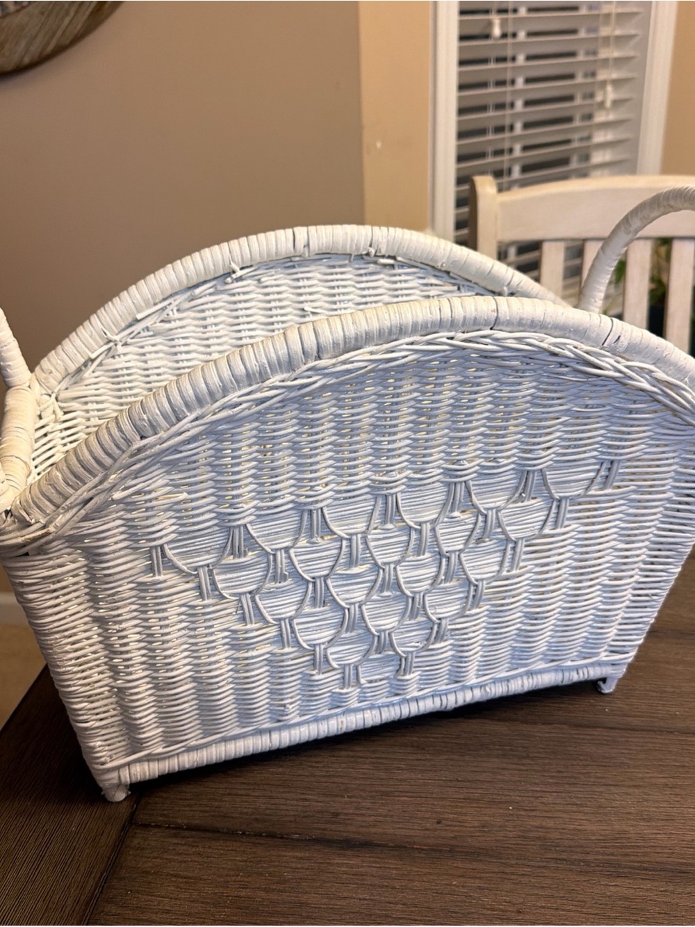 Magazine Holder Wicker Rattan Weave Storage Basket - Picture 2 of 12